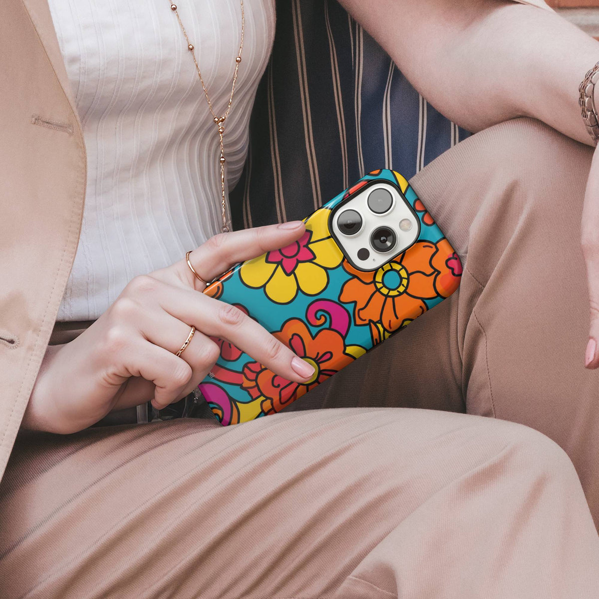 70s Groovy Flower Tough Phone Case